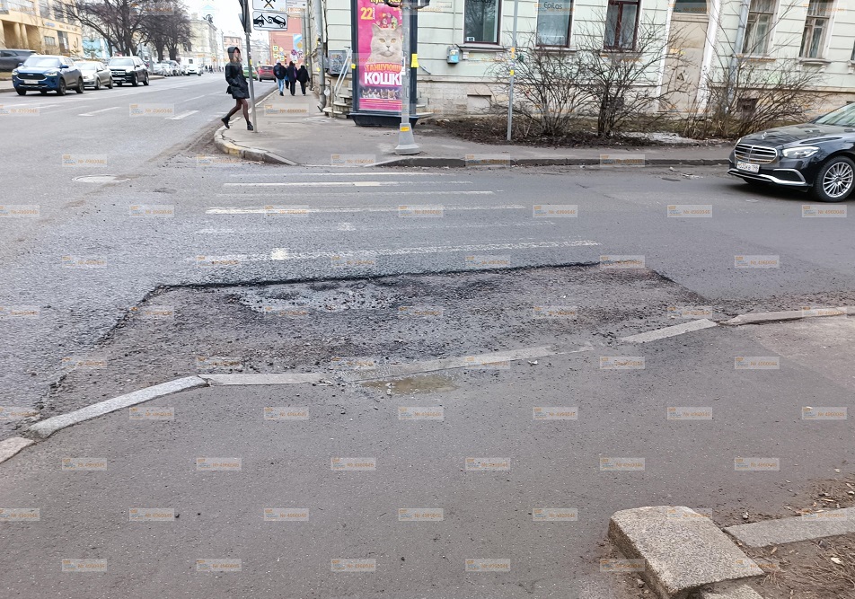 Петербуржцы завалили портал Смольного жлобами на плохое состояние дорог